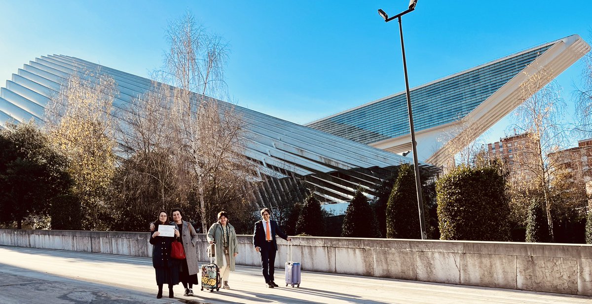 MartaFerreroB's tweet photo. Saliendo de las jornadas de la @AeafaAbogados en #Oviedo #Calatraba. 

Este fotón de la gran @Maria52288012 ♥️ https://t.co/uc9xtMZK55