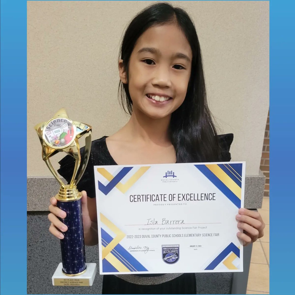 We have a winner! Congratulations to Isla Barrera! Her awesome science project won First Place at the Duval County District Science Fair! 
#dcpssciencefair
<a href="/DuvalSchools/">DCPS</a>