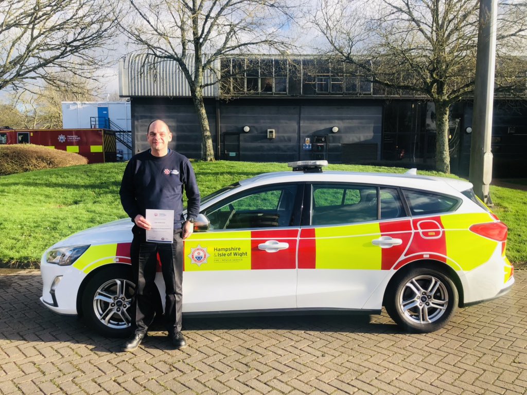 HIWFRS_LandD's tweet image. Two more #responsedrivers now qualified to respond for their communities. Well done FF O’Hagan from @Fareham17 and FF Sutherland from @Eastleigh32 , both have worked really hard and demonstrated two #highstandard simulated drives on their final assessment.