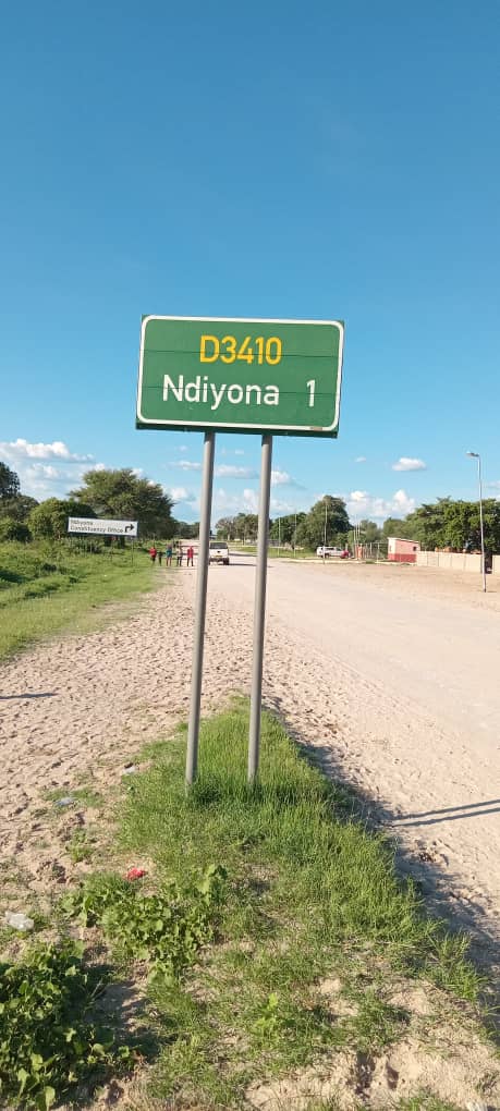 NewEraNewspaper's tweet photo. Tragic... A learner died and another is seriously injured after they were run over by a Nyangana hospital vehicle. They were trying to cross the Trans Caprivi highway on Thursday afternoon at Ndiyona village in Kavango East. No arrest was made. https://t.co/wxNZ3fNpIm