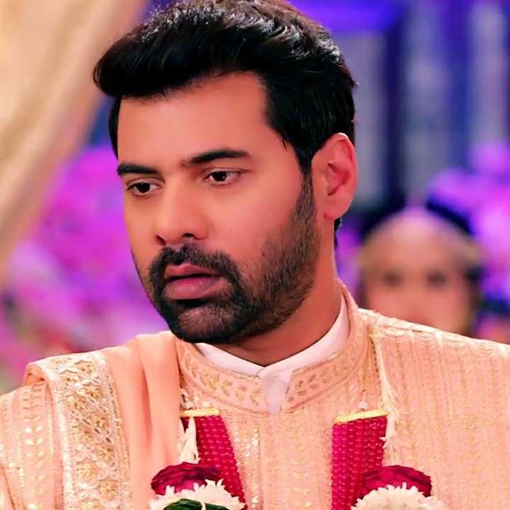 Andrasabe's tweet photo. #ep234 #ShabirAhluwalia #RadhaMohan #MohanTrivedi https://t.co/qa3n9dImPj