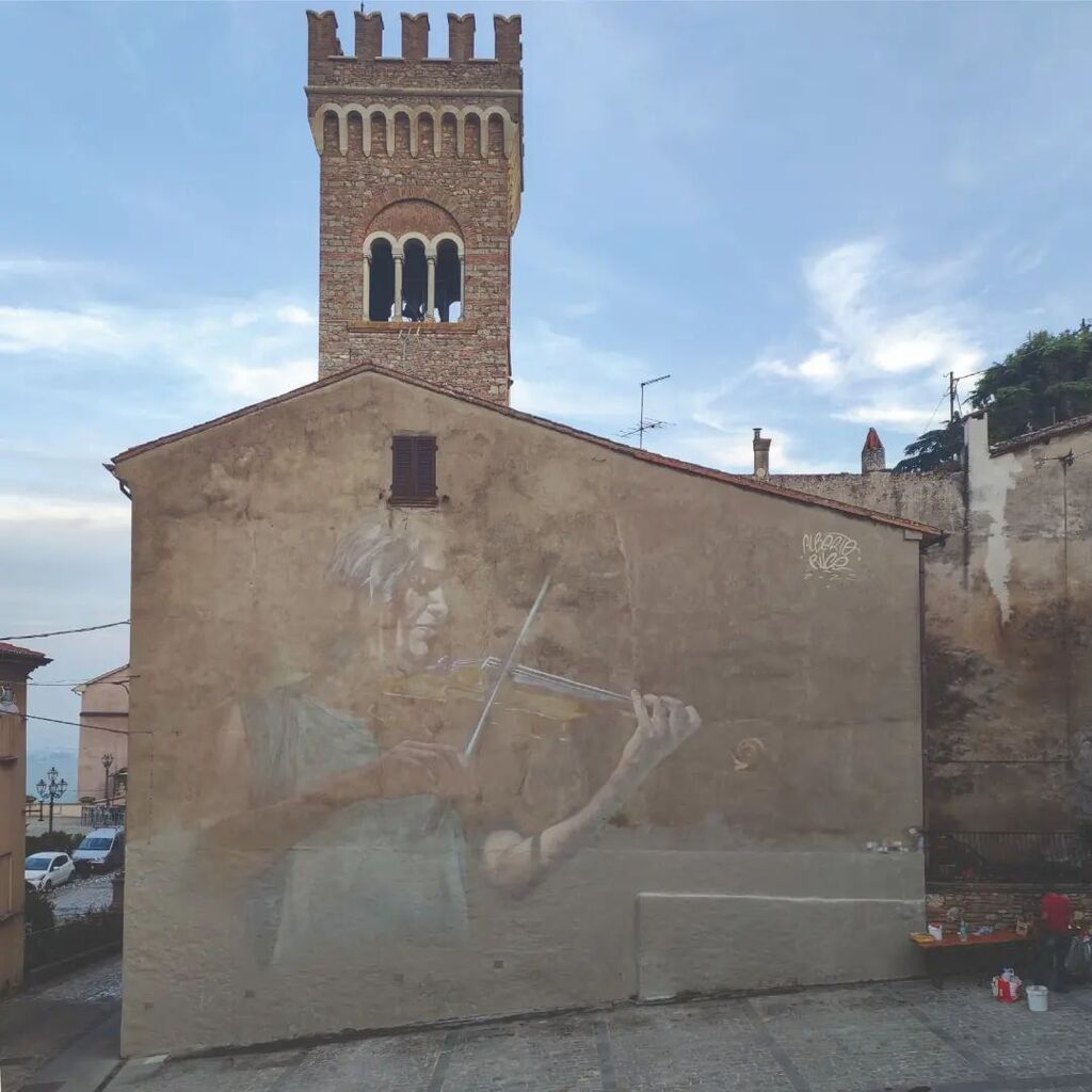 streetartUS's tweet photo. #Streetart by #AlbertoRuce @albertoruce in #Bertinoro, Italy, for #PaesaggiPlurali @paesaggiplurali
Photo by @giniusa
More pics at: https://t.co/mZ3xJKud2f
Via @cultureforfreedom
https://t.co/SdhujyP9Sd https://t.co/9xXAgwuLwS