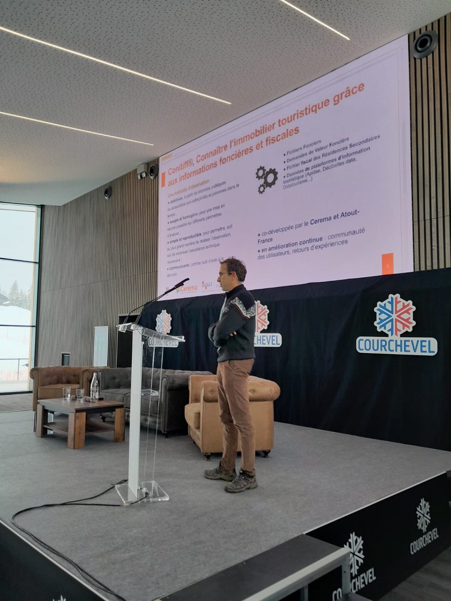 CeremaLab's tweet photo. TDF des décideurs #Greentech #Courchevel
#Pitch en plénière
L'opportunité pour le #Cerema de présenter la méthode #Conitiff – codéveloppée par le Cerema et Atout France – avec la startup U.R.B.S, notre partenaire dans le cadre de #CeremaLab. https://t.co/AFlMAm92CQ