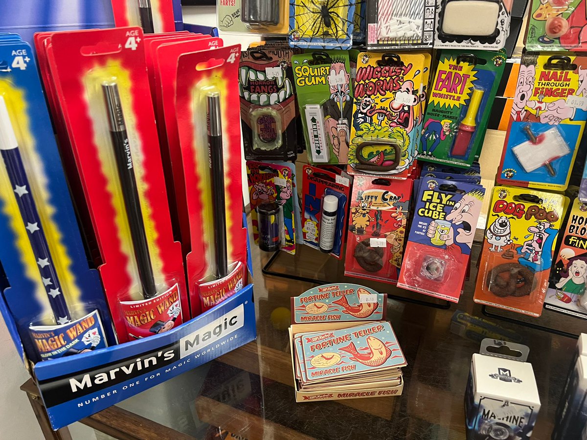 merchantofmagic's tweet image. Have a browse at magicshop.co.uk

#magicset #magictricks #magic #magicshop #magicshows #magician #magicians #closeupmagic #magicwand #jokes #jokeshop #bricksandmortarshop #merchantofmagic #conjuring #sleightofhand #closeupmagician #stagemagic #cupsandballs #magicbooks