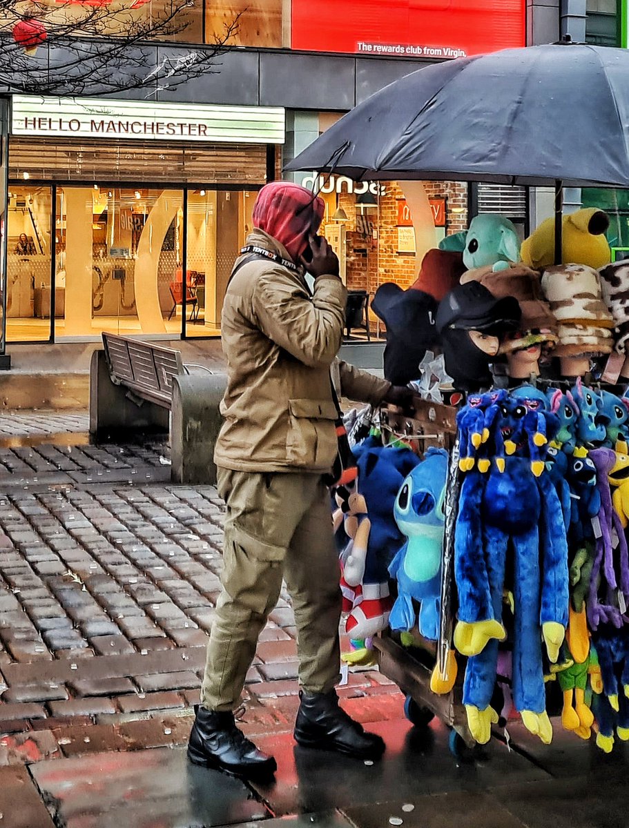 Wonder what he puts on his passport as occupation ?
#streetvendor #rainyday #streetphotography #galaxys20 #umbrella