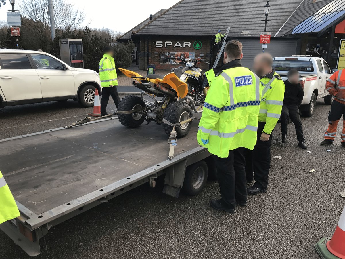 DatatagID's tweet image. Datatag supporting @DeryshireRPU @DerbysRPUBikers and @NaVCIS_UK at a check site on M1 to help identify plant machinery, trailers and other assets being transported along the strategic roads network.

#opsbikes
#showusyourload