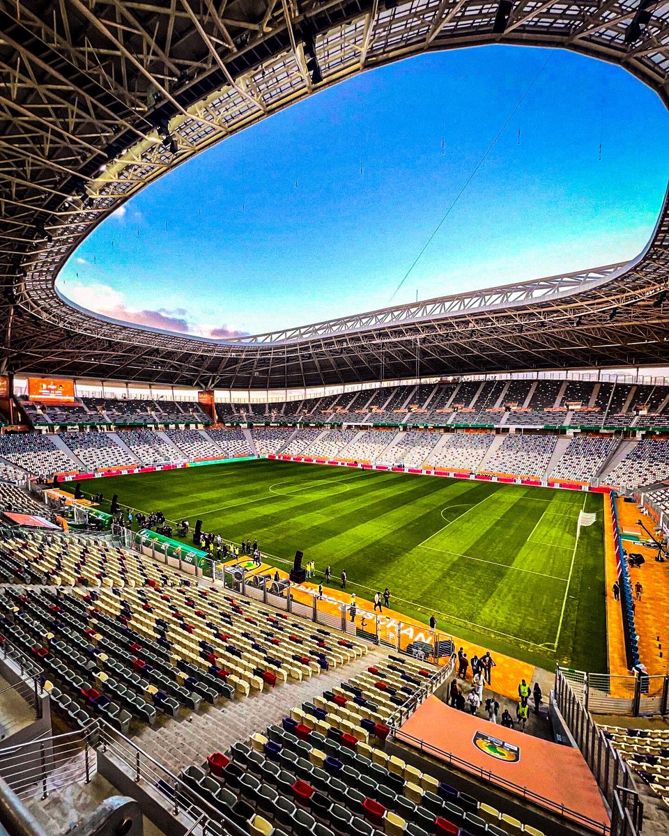 Algeria in South Africa (@algembpretoria) on Twitter photo President of the Republic <a href="/TebbouneAmadjid/">عبدالمجيد تبون - Abdelmadjid Tebboune</a> inaugurated, yesterday in Algiers, the new stadium named after the #South_African leader, the late #NelsonMandela.
The inauguration ceremony was attended by Chief #Mandla_Mandela, grandson of Nelson Mandela.
🇿🇦🇩🇿
<a href="/DIRCO_ZA/">DIRCO South Africa</a>
#CHAN2023 President of the Republic <a href="/TebbouneAmadjid/">عبدالمجيد تبون - Abdelmadjid Tebboune</a> inaugurated, yesterday in Algiers, the new stadium named after the #South_African leader, the late #NelsonMandela.
The inauguration ceremony was attended by Chief #Mandla_Mandela, grandson of Nelson Mandela.
🇿🇦🇩🇿
<a href="/DIRCO_ZA/">DIRCO South Africa</a>
#CHAN2023