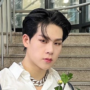 myonmy2's tweet photo. 하 너무 쾌남임 https://t.co/kyoVbM4sA1