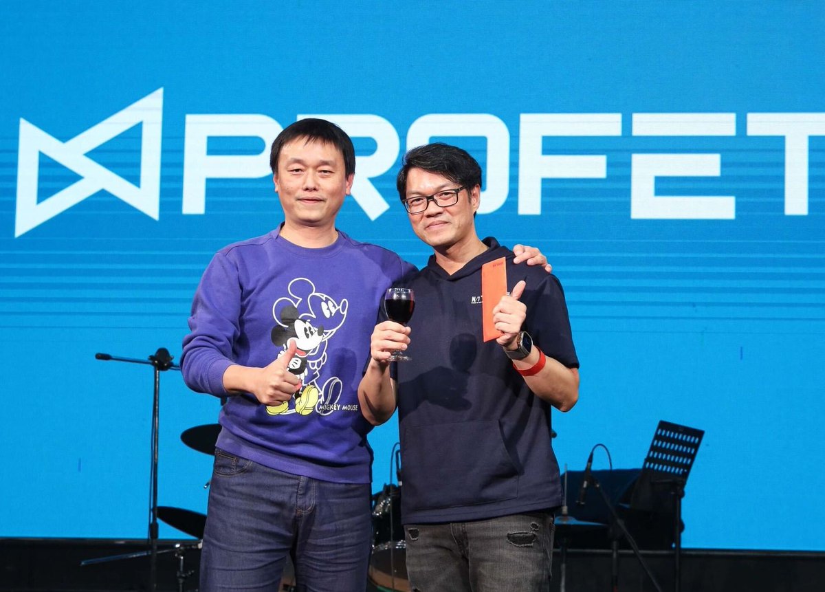 profet_ai's tweet photo. The Year of the Rabbit is coming, let’s say goodbye to the Year of the Tiger with an enjoyable year-end party!🤩
We’ll rock again in 2023! 🥁🐇
#ProfetAI #HappyLunarNewYear #AI #DataAnalytics https://t.co/DvZOcpwNLK