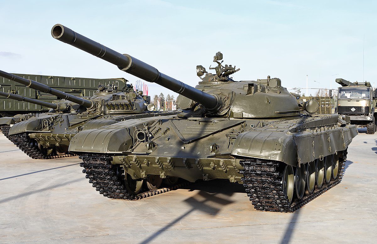 bayraktar_1love's tweet photo. During the repair of T-72 tanks in Belgorod region, on the evening of January 12, ammunition detonated - one tank was destroyed, two others were damaged.

Presumably, this happened due to violation of fire safety regulations during repairs. - Russian media
https://t.co/dqwOWViU0K https://t.co/2fHXciZKCe