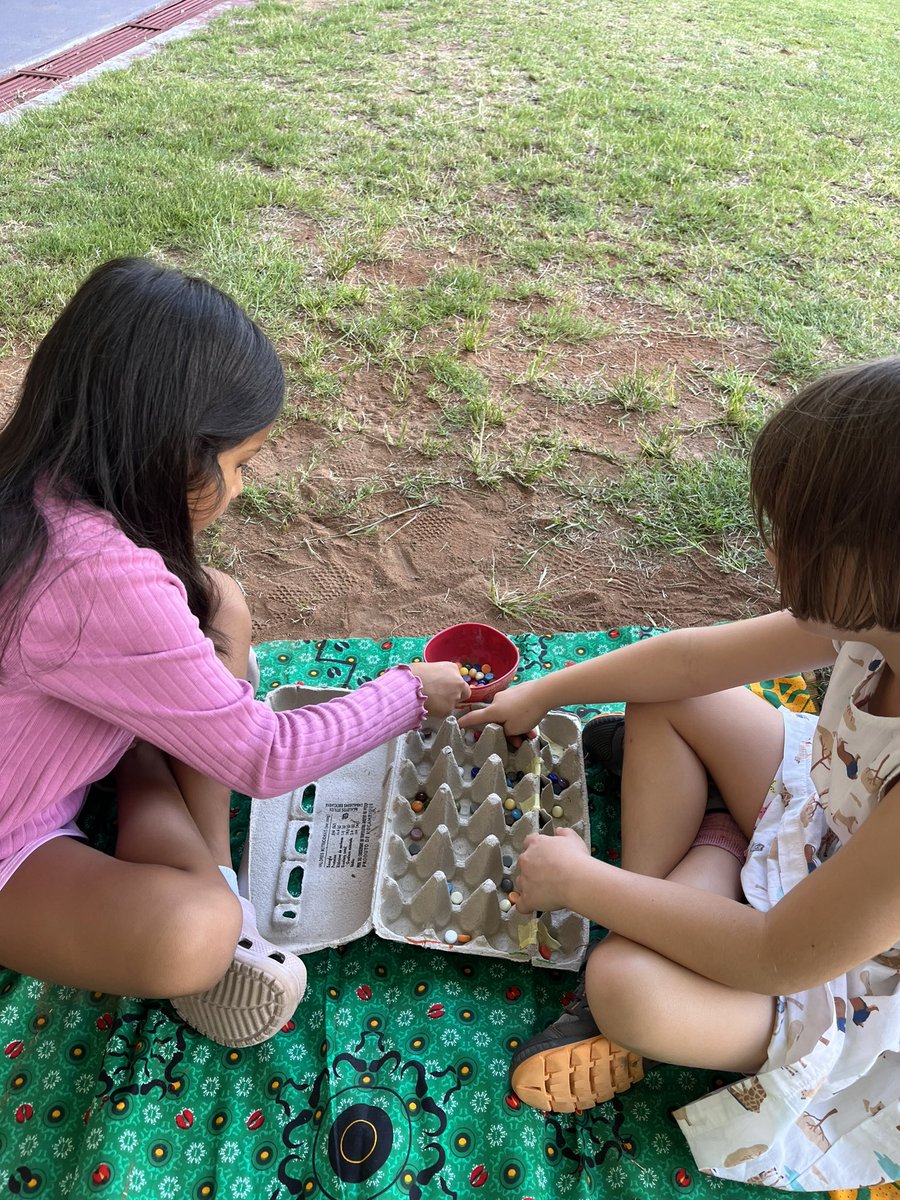 Strengthening counting skills and connecting to Mozambican culture with the game Ntchuva. #AISMlearns #mymoz