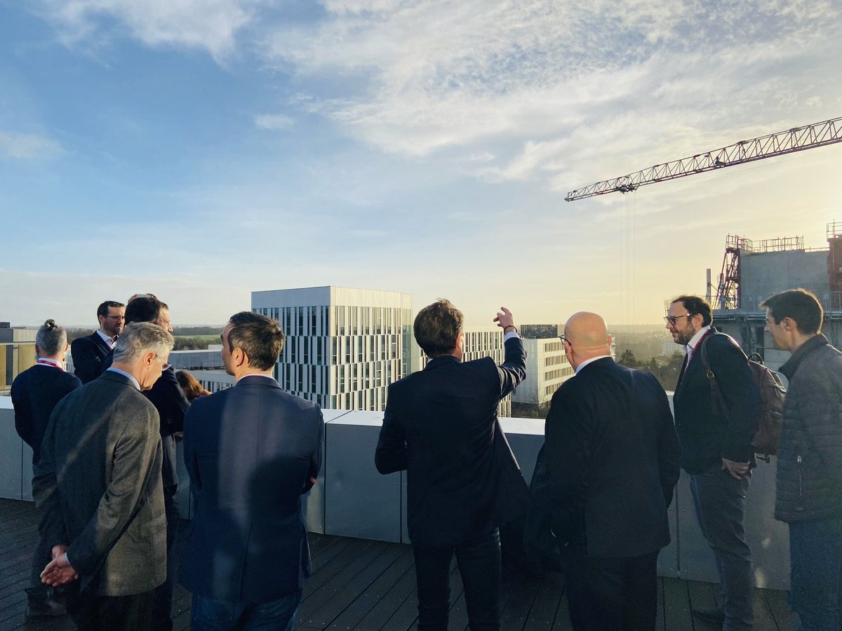 SGPI_avenir's tweet photo. À Rennes visite des locaux de @IRT_BCom soutenu par #France2030
IA, réalité augmenté, cyber, 5G, traitement d’image…un institut technologique à la pointe qui explore, conçoit et fournit des innovations aux entreprises qui veulent développer leur compétitivité grâce au numérique. https://t.co/ChlT2816Zv