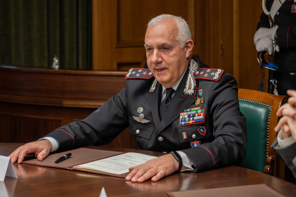 "Ringrazio per questa opportunità che mette a sistema esperienze e mondi diversi, questo significa arricchimento reciproco". Comandante Generale dell’Arma dei Carabinieri, Generale C.A. Teo Luzi