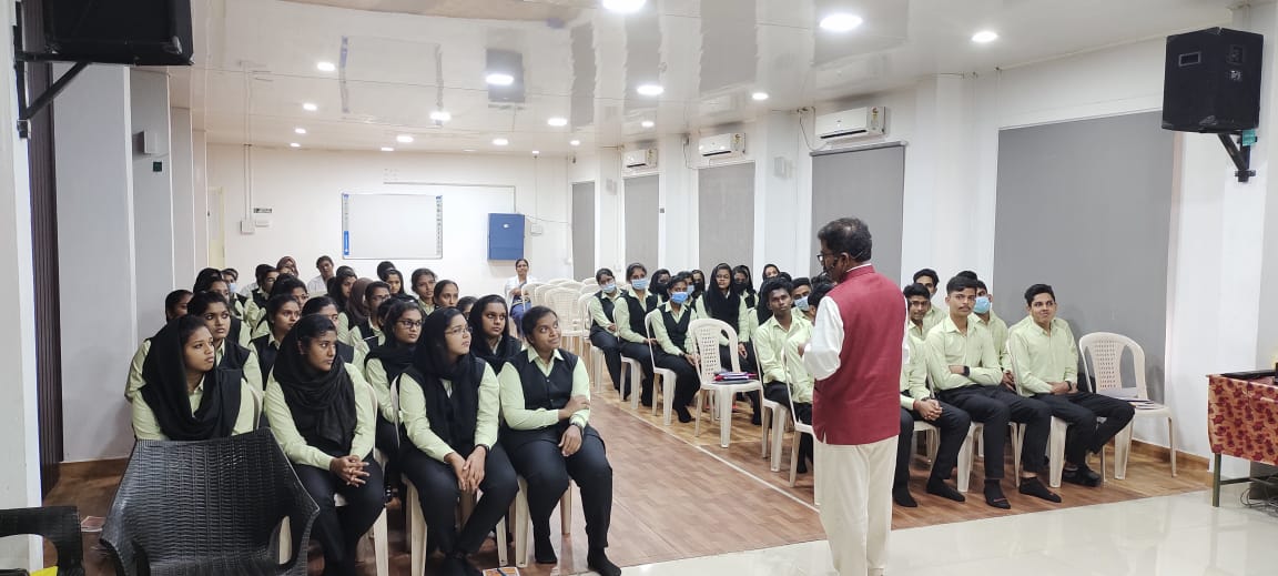 dvpharmacy's tweet photo. Seminar on the Topic: “Change Your Habits to Attain Your Goals ”, The Session handled by Dr. Martin Payyappily , Counselling Psychologist on 11th  January 2023. https://t.co/K97EVVHRid