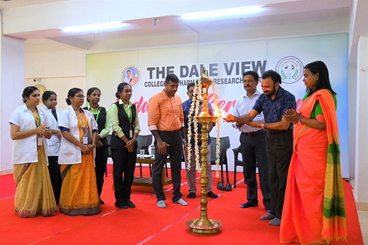 dvpharmacy's tweet photo. Students Induction Program (2022-2023 Batch) of 20th B.Pharm and 10th Pharm.D  Batch on 09th January 2023 at college Auditorium.
Special Address: Dr  Sunil Raj
Clinical Psychologist and Motivational Speaker
In the presence of Dr. Deena Das https://t.co/qs8rAoq0qL