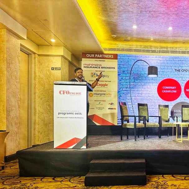 zaggleapp's tweet photo. Mr. Giridhar Krishnamurthy, our Business Head – EMS, discusses how digital #SpendManagement solutions can make businesses process easier and more efficient, allowing you to better manage your time.
#Zaggle #CFOEngageSummit #CFO #ProgramicAsia #Event2023 #Finance #Bengaluru https://t.co/e2wqUDI5Me