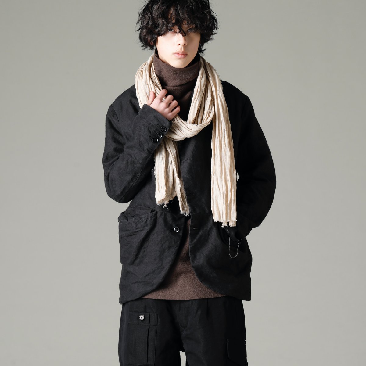 ANNASTESIA_FAS's tweet photo. <GARMENT REPRODUCTION OF WORKERS 2022 - 23 Autumn Winter Collection>
フロントデザインが特徴的なガーメントらしいオンリーワンの1着。

https://t.co/DVgKC7NpZj

#garmentreproductionofworkers
#ガーメントリプロダクションオブワーカーズ https://t.co/wvuuiAMifz