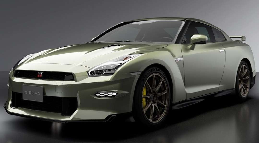 The R35 is like the GTA 5 of cars