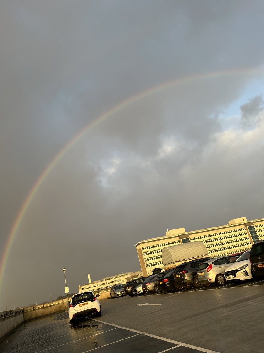 A huge rainbow outside UHW today despite the miserable weather 🏩