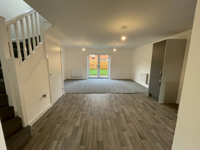 JBStonewaterUK's tweet photo. First handovers of 2023 - x3 Shared Ownership homes at @StonewaterUK S106 site at Wilbur Chase, Ruddington with @AvantHomes have taken place! These move in ready 3 bedroom homes will be shortly be occupied 🏡🔑

#newhomes #discoverstonewater #affordablehousing #sharedownership https://t.co/eK9CPaNc6z