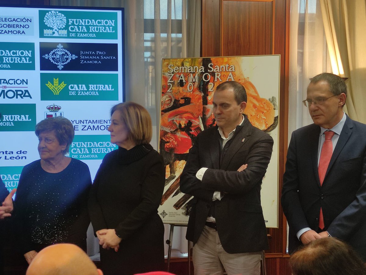 ✝️ Esta mañana se ha presentado el cartel oficial de la Semana Santa de Zamora 2023.

🖼Una obra de Carlos San Gregorio que muestra la Hermandad del Yacente, de una Semana Santa zamorana a la que hay que seguir promocionando y potenciando fuera de nuestra provincia.