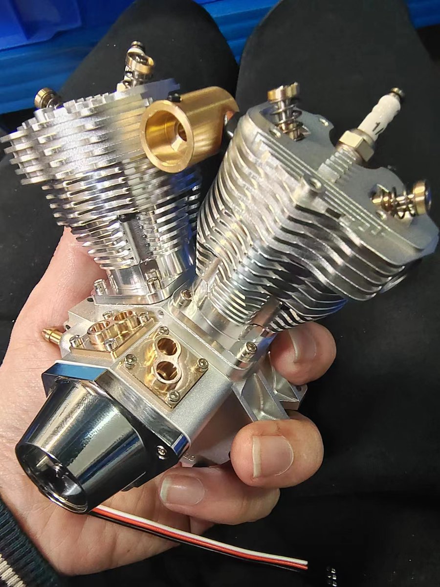 ENGINEDIY1's tweet photo. Shovelhead V-twin Is Almost Ready https://t.co/wF15u25VCr
https://t.co/p9grGv4nni
#enginediy #vtwin #v2 #shovelhead #harleydavidson #motorcycleengine #enginemodel #scaleengine #Engineering https://t.co/njYBSspVsg
