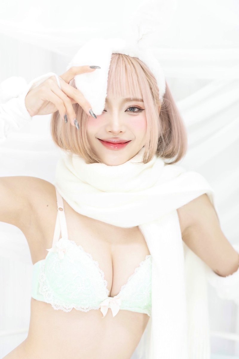 aya_cos_mo's tweet photo. これがこう🐰 https://t.co/7Glj7ScTXq