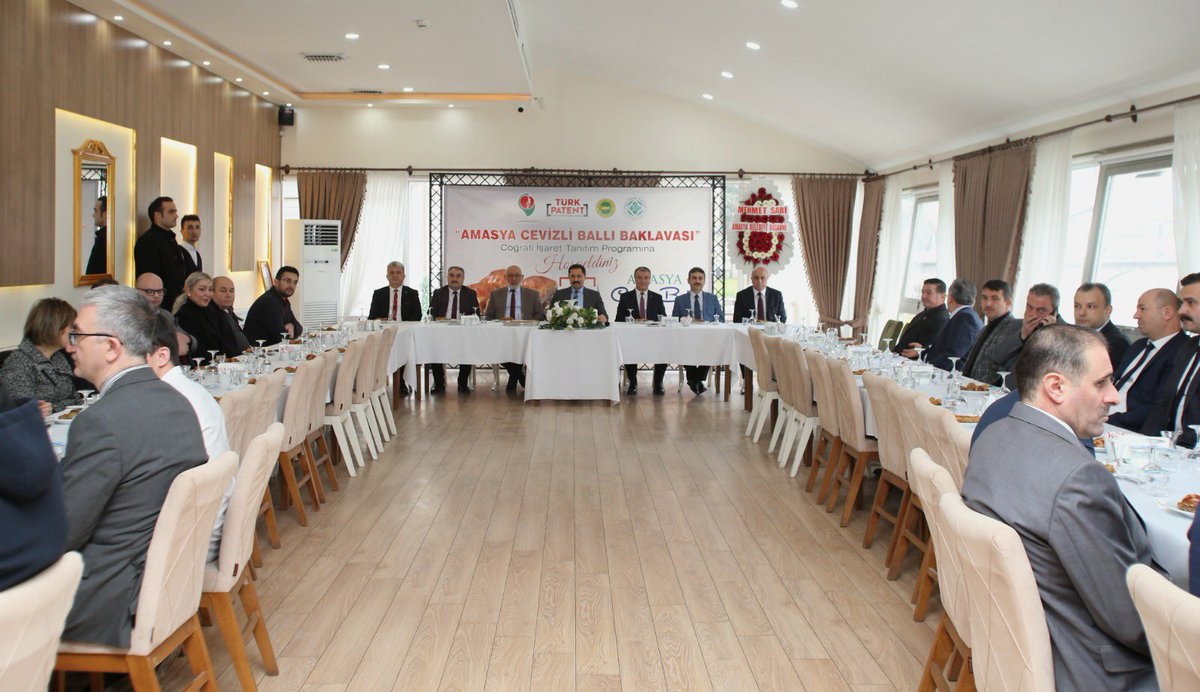 mustafaorgut's tweet photo. 📍#AmasyaCevizliBallıBaklavası #TR83 Bölgemizin 56. ve Marka Kent #Amasya’mızın 18. Coğrafi İşaretli Ürünü Olarak Tescillendi
📍Valimiz Sn. Mustafa MASATLI 4 olan Coğrafi İşaret Sayısını 18’e çıkardı
📍İlimize Hayırlı Olsun.🇹🇷
@MustafaMasatli @AmasyaValiligi @tc_yhkb @TURKPATENT https://t.co/MbzSdaRjgi