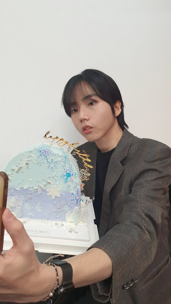 D.COY 디코이 tweet media