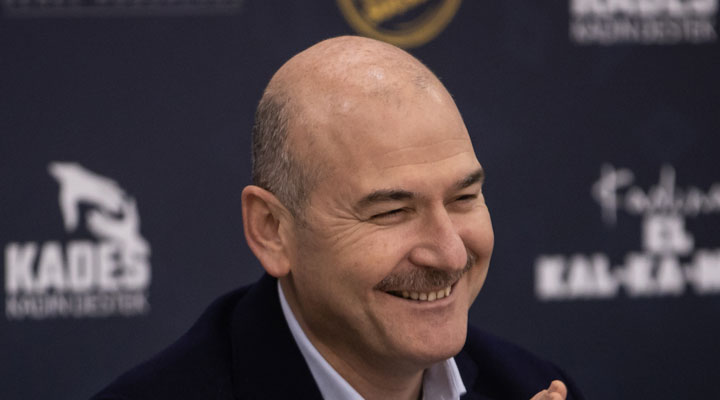 BirGun_Gazetesi's tweet photo. Soylu: Seçimin güvenliği bize emanettir
https://t.co/aDnOgHwVNu https://t.co/AlbqWrs6FM