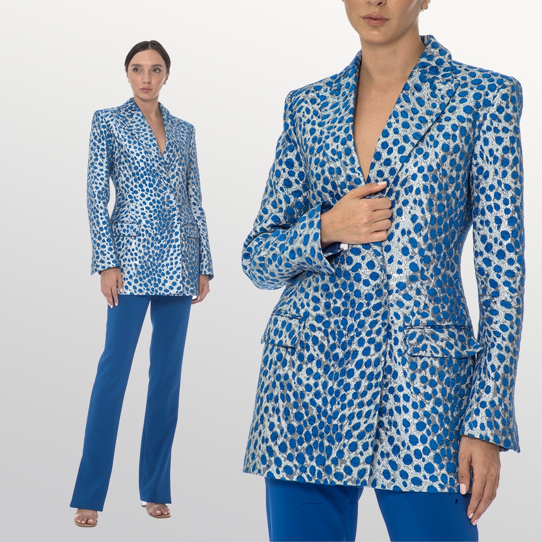 elilhaam's tweet photo. 🔹Sophisticated Blue Trousers and Animalier Blazer ⁠
⁠
This Genny unique and bold blazer will be the go-to choice for every occasion. The blue trousers are a super versatile item with side opens.
⁠
Discover more at https://t.co/FiiWGLdB57✨

#genny #fashion #animaliersuit #mfw https://t.co/lJSI7UkLrQ