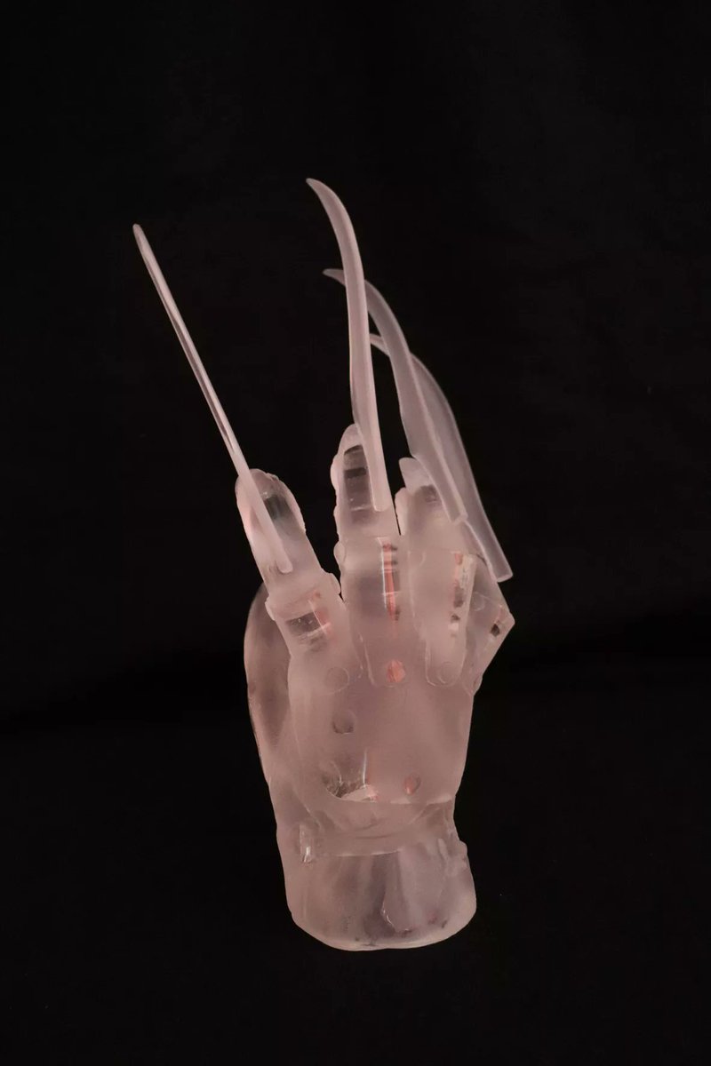 Developed on The #FLAMINFellowship, 'The Krueger Institute' is a new body of work by Mahenderpal Sorya which examines the influence of film on trauma, dreams and nightmares

Showing as part of 'Vestibule' <a href="/lethabygallery/">Lethaby Gallery</a>, London 12 Jan–1 Feb 

Full info: artslondon.padlet.org/msorya2/krueger