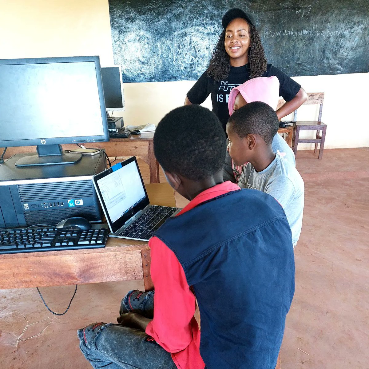DadaStem's tweet image. Last day of kids' coding week. Implementing the learned skills.
#kidsintechnology
#kidscoding
#kidscodingclasses