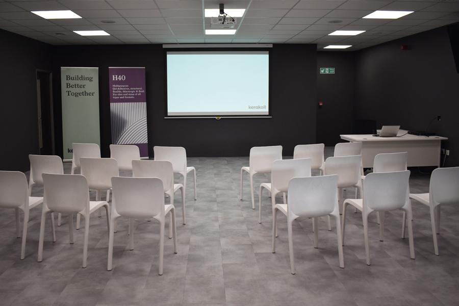 CFJMagazine's tweet image. The Kerakoll Campus provides training in @tilemasteradhes and Kerakoll products and systems 👇contractflooringjournal.co.uk/training/the-k…
#tilemaster #tiling #tiles #flooring #floor #kerakoll