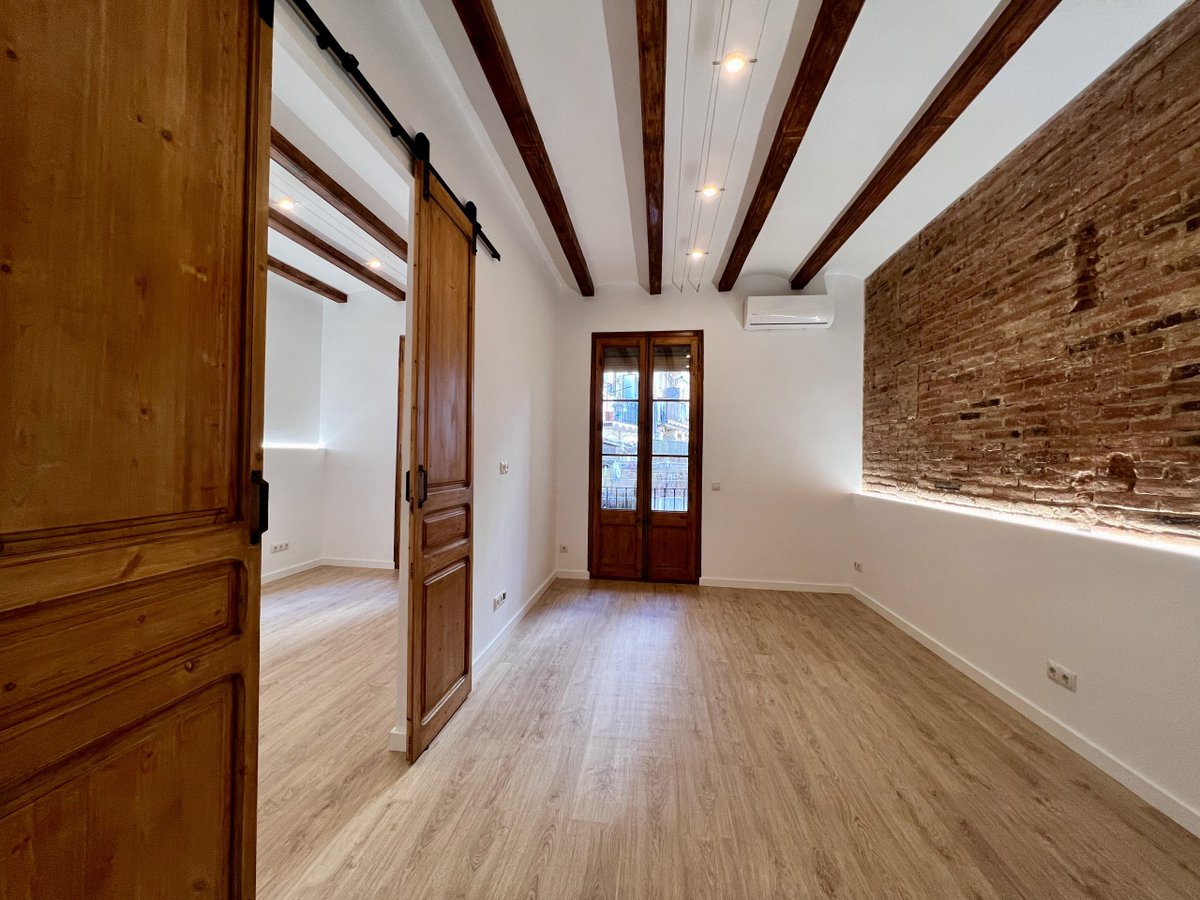 🤔 ¿Sabes cómo puede ayudar un #PSI a la hora de vender y comprar una casa?

🏠 Obtener una valoración realista para su #propiedad
🗣️ Hablar con su #banco o bróker #hipotecario
🔎 Buscar #viviendas para comprar

👇 Descubre más en mi post de #blog. 
ow.ly/a6kp50Mq0V2