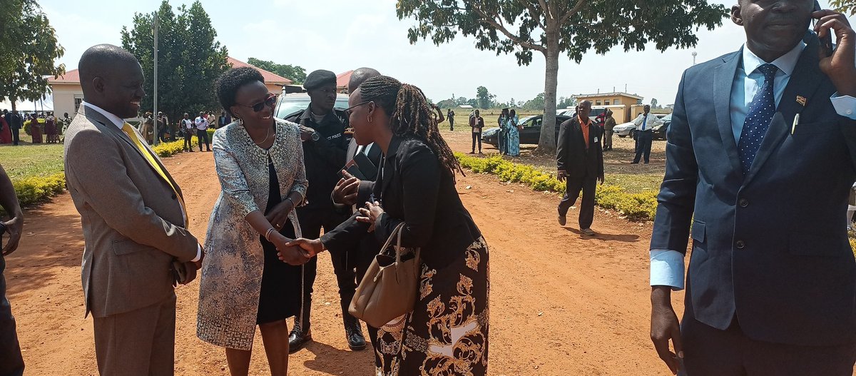 Prossy Bishop Nakattudde (@prossynaka) on Twitter photo It's been a great honour to represent the Country Director of <a href="/Seed_Global/">Seed Global Health</a> Ug <a href="/atuhairwe_irene/">Irene Atuhairwe</a> at the 4th graduation 🎓 ceremony of <a href="/LIRA_UNIVERSITY/">liraUniversity</a> partnership 🙏. Thank you Hon <a href="/JaneRuth_Aceng/">Dr. Jane Ruth Aceng Ocero</a> , Hon <a href="/jessica_alupo/">Vice President Jessica Alupo</a> for recognizing our efforts in strengthening Health system 🙏💐 It's been a great honour to represent the Country Director of <a href="/Seed_Global/">Seed Global Health</a> Ug <a href="/atuhairwe_irene/">Irene Atuhairwe</a> at the 4th graduation 🎓 ceremony of <a href="/LIRA_UNIVERSITY/">liraUniversity</a> partnership 🙏. Thank you Hon <a href="/JaneRuth_Aceng/">Dr. Jane Ruth Aceng Ocero</a> , Hon <a href="/jessica_alupo/">Vice President Jessica Alupo</a> for recognizing our efforts in strengthening Health system 🙏💐