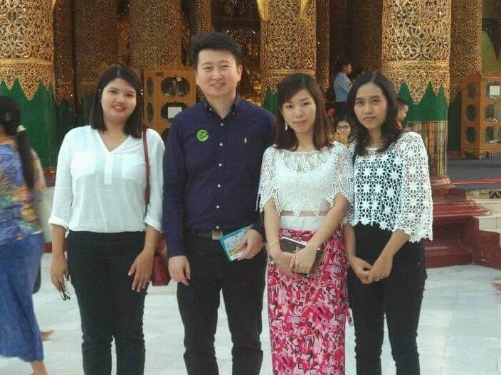 unicomi's tweet photo. #UNICOMI Co-founder &amp; Business Director Eugene Chen's last visit with the Myanmar team in Yangon, a few years back before the pandemic #TBT #throwbackthursday #UnicomiMM #UnicomiTeam #UnicomiArchives https://t.co/IuNmOa5q2p