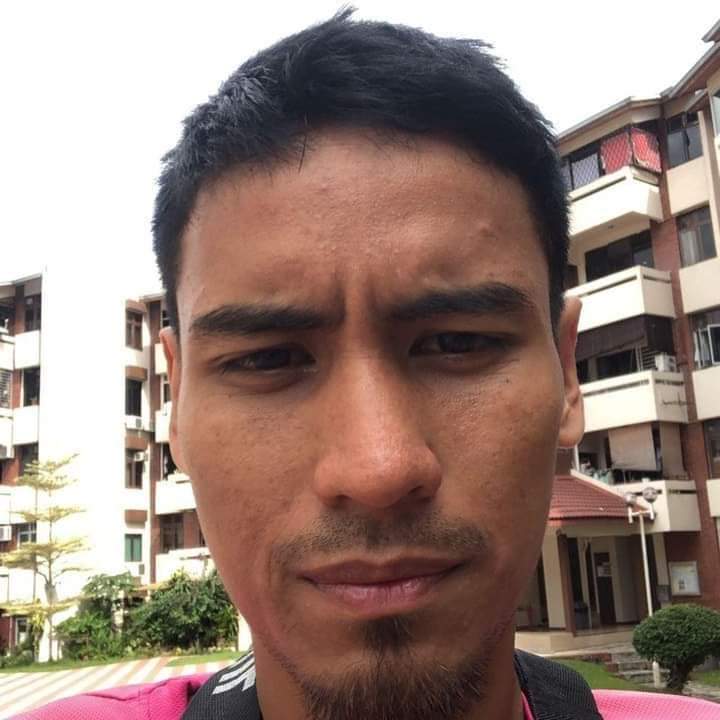 isusemasaviral's tweet photo. Assalamualaikum. Kalau ada sesiapa nampak suami saya Muhammad Faisal sila pm saya. Dia keluar hari isnin 9/1/23 pkul 4 ptg smpai skrng hari jumaat 13/1/23 masih tak pulang tanpa khabar berita. https://t.co/UjRQMkvEee