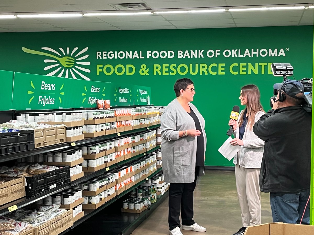 rfbo's tweet photo. Only two days left in the Holiday Match campaign! @koconews is on site at the @OklaFRC all day to show how your donations are helping provide meals to Oklahomans living with hunger. 

You can give online at https://t.co/6g2GnhO3ya or text "Food" to 501-501 to make a $10 donation! https://t.co/t4ZIy4jrf1