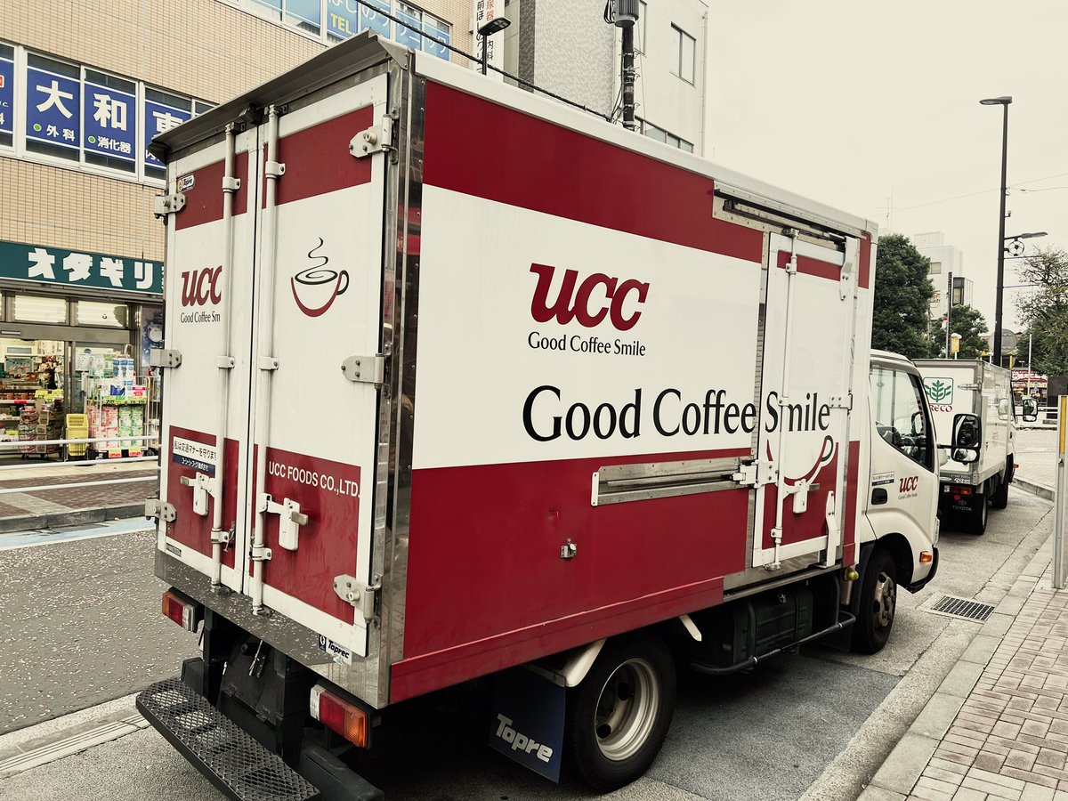 I have a thing for delivery trucks!✨
#deliverytruck #deliverytrucks #ucc #ucccoffee #diecastcollector #ultradiecast66 #デリバリートラック #トラック #uccコーヒー