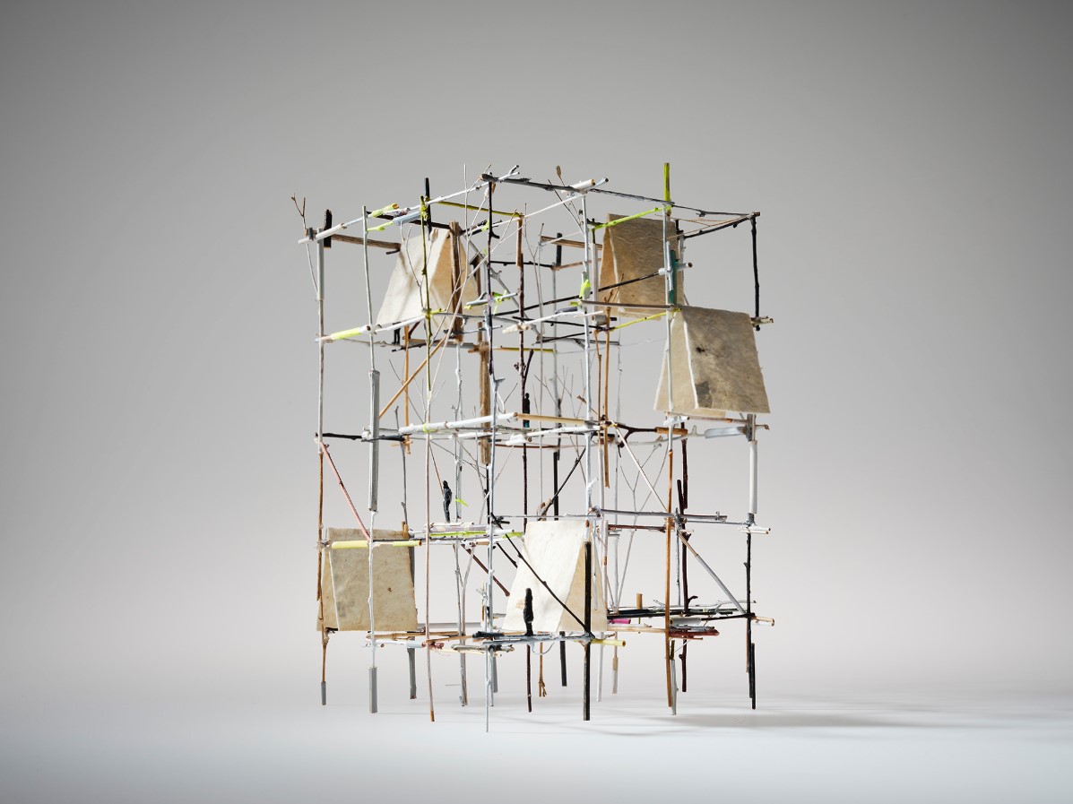 .<a href="/OonaghYGallery/">Oonagh Young Gallery</a> presents 'Wherever I Am, I Am What is Missing', an exhibition by #Aosdána member Anita Groener, running to Jan 20. 
(image courtesy the artist)

anitagroener.com/wherever-i-am-… 

#AnitaGroener #WhereverIAm #artistsireland #Irisharts #sculpture