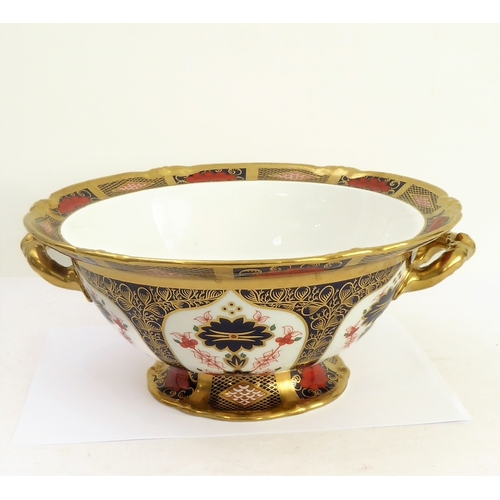 . <a href="/TaylerFletcher/">Tayler & Fletcher</a> 
LIVE #Auction 14th Jan @ 9:30am GMT
View all the catalogues &amp; bid LIVE from home here: bit.ly/3GAubbs
#antiques #vintage #rare #ceramics #pottery #unique #collectibles #homedecor