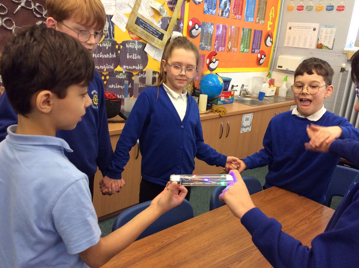 Wheeler_PS's tweet photo. Year 4 have had a mind blowing morning experimenting with energy sticks and creating human circuits #wheelerscience https://t.co/tD2v2alkWX