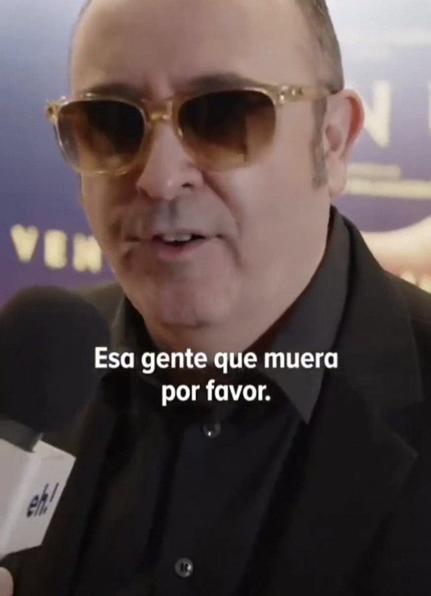 yuki_sagara's tweet photo. Decidme que no soy la única que piensa que Carlos Areces cada vez se parece más a Risto (sólo físicamente, obvio, espero). https://t.co/0wD6RjaiLU