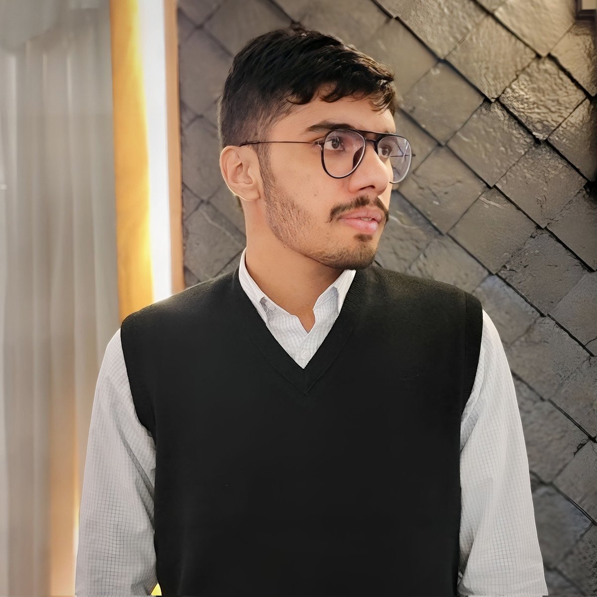 IAbArain's tweet photo. #NewProfilePic https://t.co/dJgvzali2s
