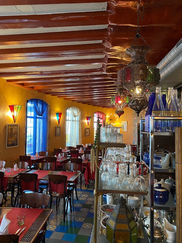 Random Restaurant on Twitter "Au Couscous; Rue Enning 2, 1003 Lausanne