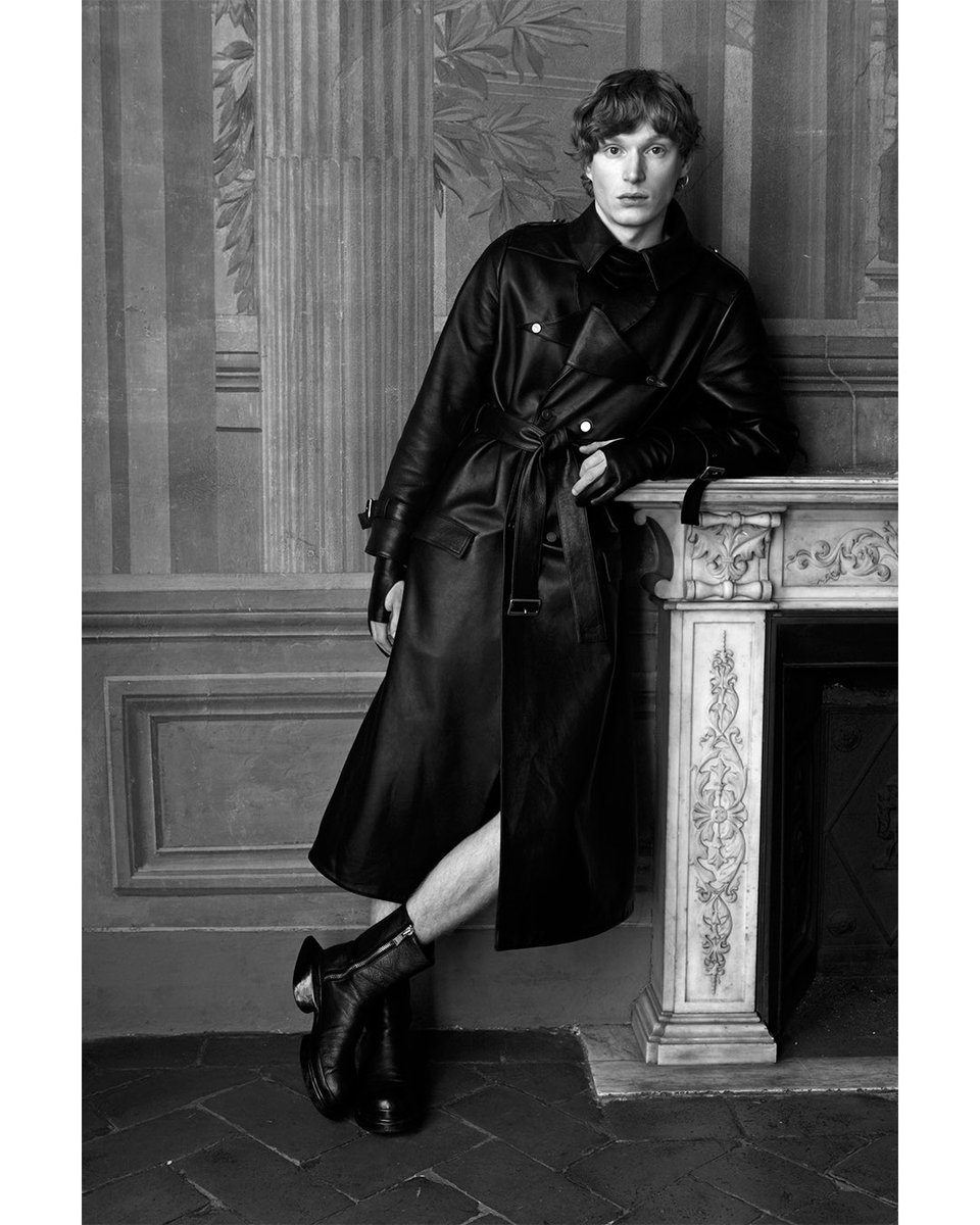 #VAINFW23 Pitti Uomo 103
Photography #ChrisVidalTenomaa
Styling #TuomasLaitinen
Makeup #JennyJansson
Production &amp; PR #JuniCommunication