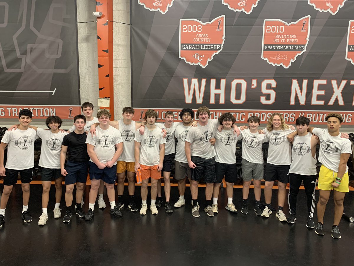 LHS_TigerFB's tweet photo. BIG shout out to our players who earned their lifting shirts! 

Albrecht, Burch, Carver, Dahlke, Eicher, Endicott, Faessler, Foster, Holman, Hustead, Johnson, Liu, B. McCaleb, Muchmore, Pachmayer, Roberts, Shedd, Stewart, Vorbroker

Consistency! Great job! https://t.co/UlnZ9rJg6O
