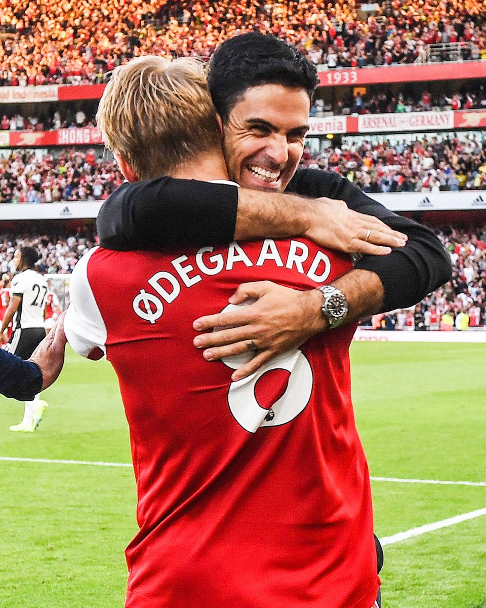 brfootball's tweet photo. Premier League Player of the Month for November-December: Martin Ødegaard

Premier League Manager of the Month for November-December: Mikel Arteta 

Life is good for league-leading Arsenal 🏅 https://t.co/her3xgl48t