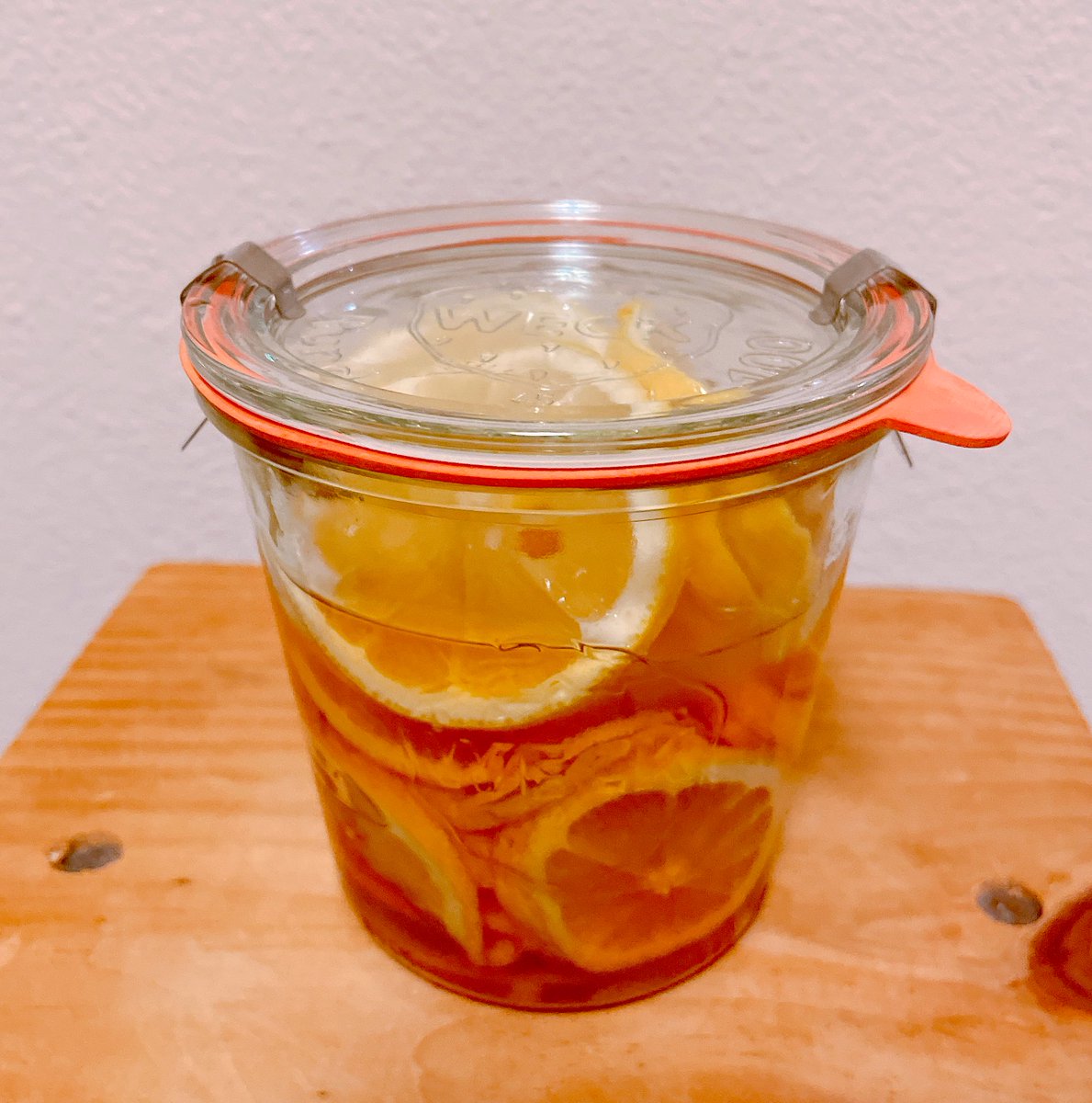 Lamy_____yi's tweet image. 国産レモンが手に入ったので、はちみつレモンを🍯🍋

@taicho_H03 
shop.piis-road.jp

#はちみつレモン
#weck
#PiiSPlazaさいたま
#国産非加熱はちみつ
#週末料理しがち
#国産レモン